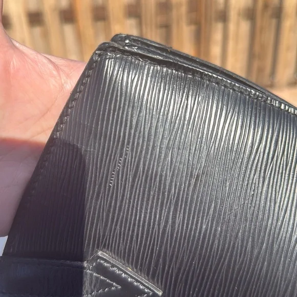 Louis Vuitton Black Authentic Epi Saint Jacques GM - VI0923 - Picture 11 of 16